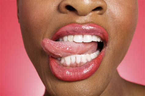 Stick Out Your Tongue Here S What Your Tongue Color Really Means