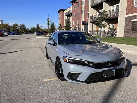 civic hatchback buying leasing tips details  sport touring  sonic gray