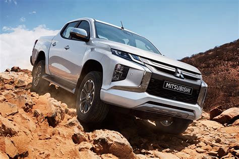 mitsubishi  pick  launched   uk auto express
