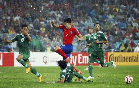 south korea beat iraq 2 0 to reach asian cup final