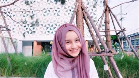foto wanita hijab cantik tutorial hijab terbaru