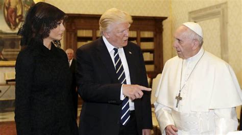 papa francisco recibe  los trump en el vaticano almomento noticias informacion nacional