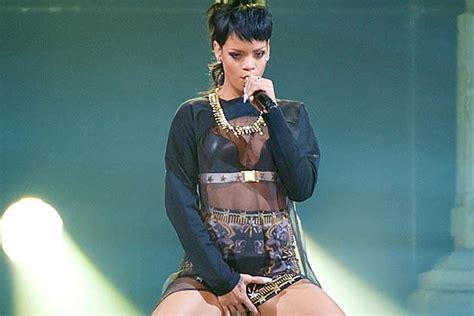 rihanna is bored with party lifestyle hasn t had sex in forevs