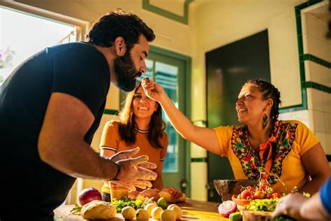 airbnb launches  cooking experiences  award winning chefs
