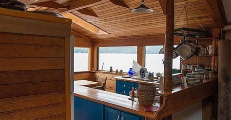 [cabin] Kitchen Bright Imgur