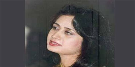 parveen shakir remembered   death anniversary today