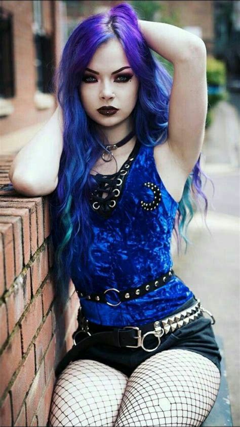 Pin By J Luis Mundo Rosas On Sophie Storm Goth Beauty
