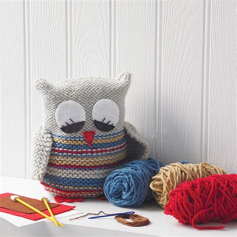 knit   owl  yarn needles  thread notonthehighstreetcom