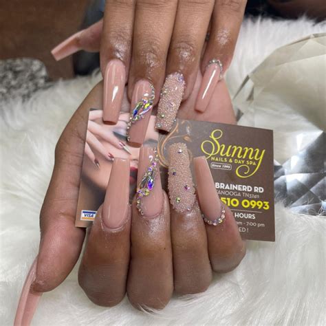 sunny nails  day spa home