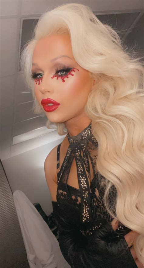 👑 Farrah Moan On Twitter About As Spooky As Youll Ever See Me Get 👻