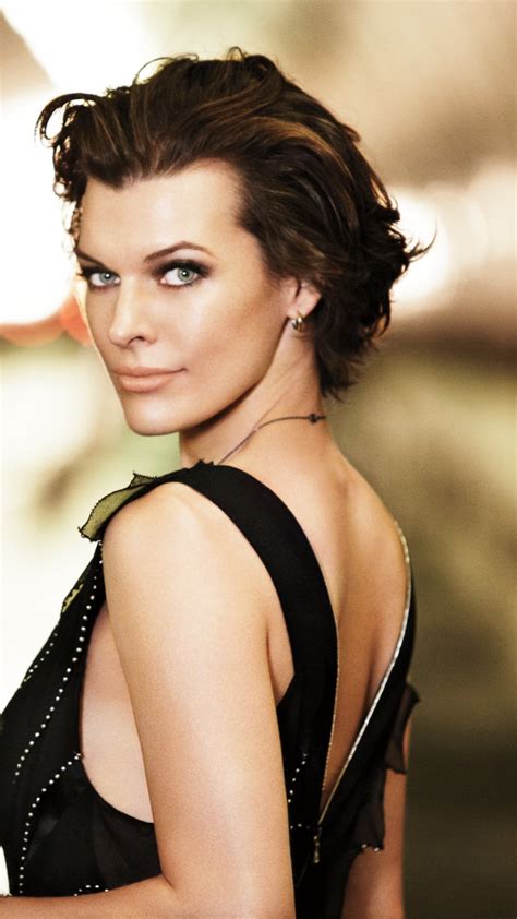wallpaper milla jovovich actress portrait road girls
