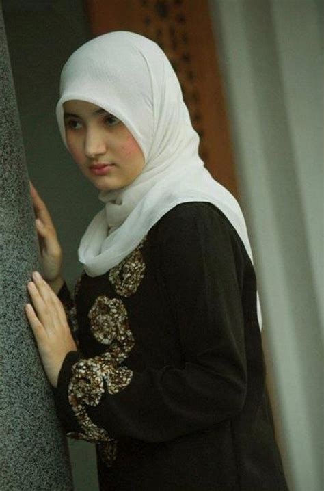 muslim girl in muslim hijab beautiful dress code