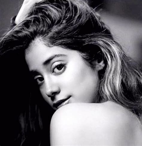 jahnvi kapoor photos 18 rare hd photos of jahnvi kapoor entertainment news the indian express