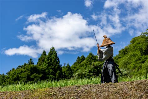 【顔面学講座⑯】 なぜ人間は相手を外見で判断するのか？ 顔から見抜こうとする理由 [楽活]rakukatsu 日々楽シイ生活ヲ