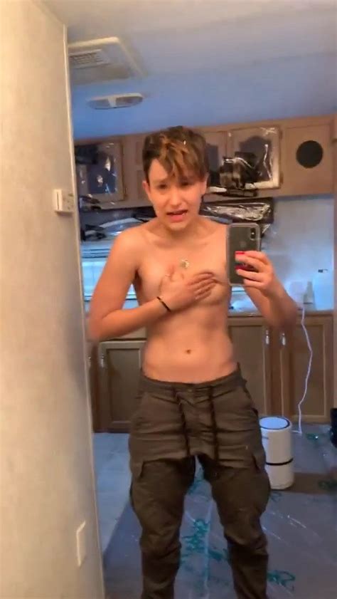 bex taylor klaus topless 11 pics video thefappening