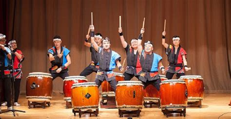 traditional japanese  concert   held