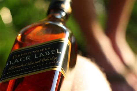 jasons scotch whisky reviews johnnie walker black label  yr