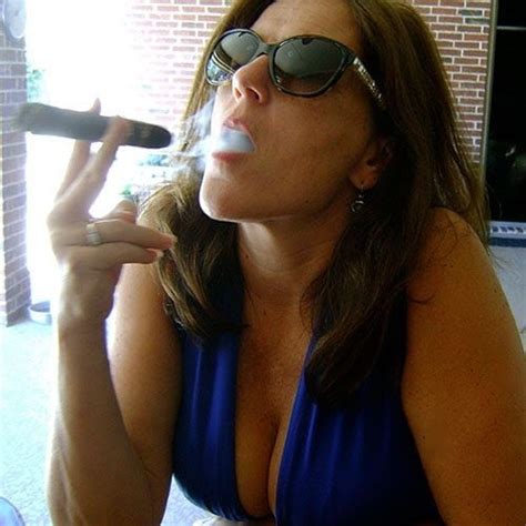 Best Damn Pics 19 Cigar Smoking Bitches 271 Pics 2