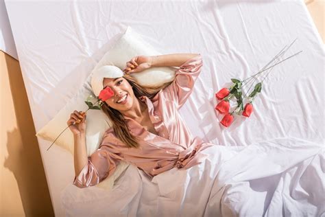 Why You Should Sleep On Silk – Coop Sleep Goods