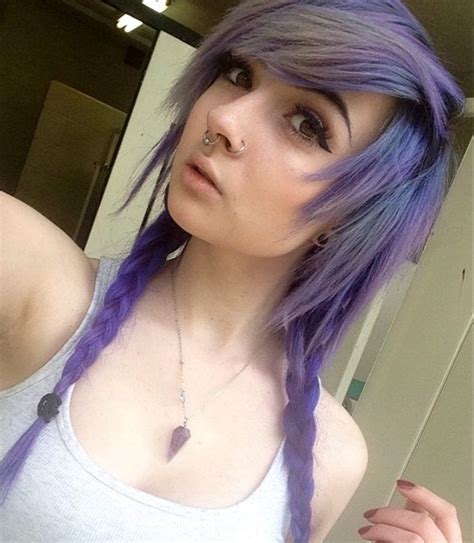 30 deeply emotional and creative emo hairstyles for girls