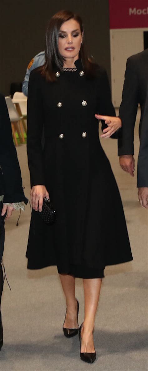 a gallery of queen letizia s outfits 2019 queen letizia style