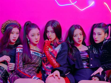 top   popular  pop girl groups  spinditty