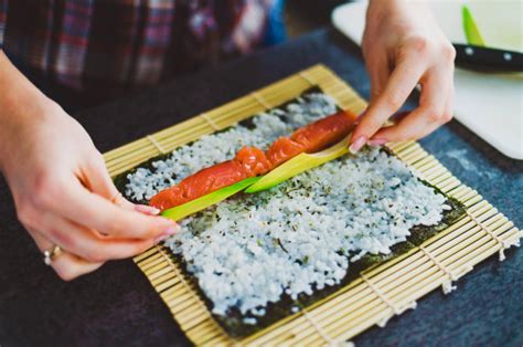millennials use sushi making classes to show their love on v day