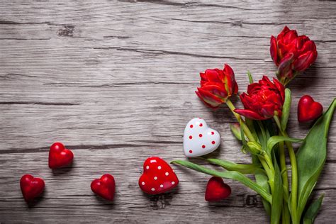 Banco De ImÁgenes Bonito Fondo Con Tulipanes Corazones Y Espacio Para