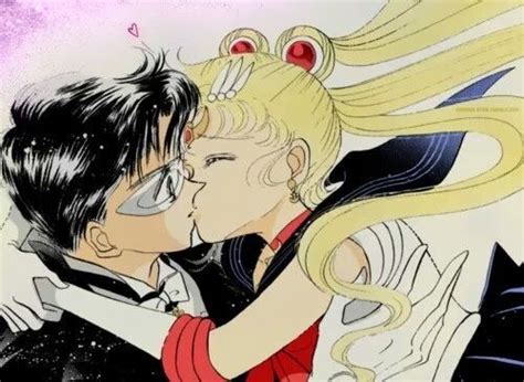 Serena And Darien Usagi And Mamoru Sailor Moon And Tuxedo Mask Kiss