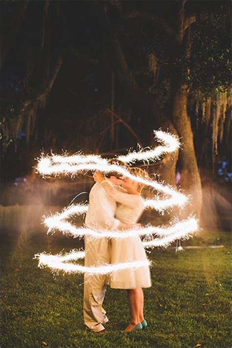 Playing With Light Bride And Groom Photo Ideas