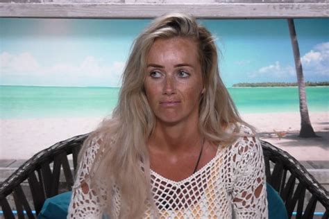 Love Island 2018 Why Are Contestants Not See Smoking Eating Or Having