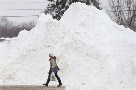 meteorologist warns   classic canadian winter  plenty  snow  globe  mail