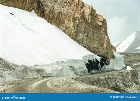 Leh Manali Highway View From Between Leh And Taglang La Pass In Ladakh