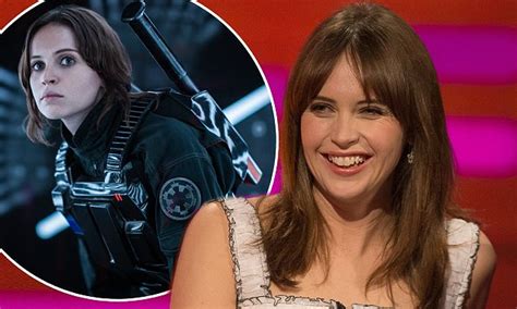 felicity jones reveals she had to keep her mouth shut