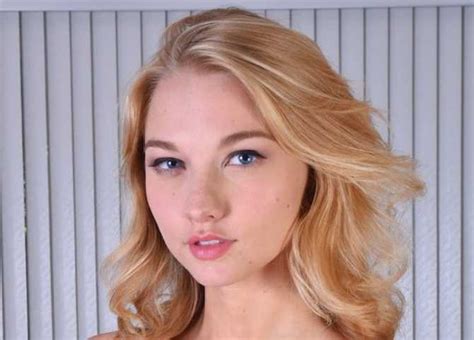 lily ivy facial pics bio age height wiki net worth