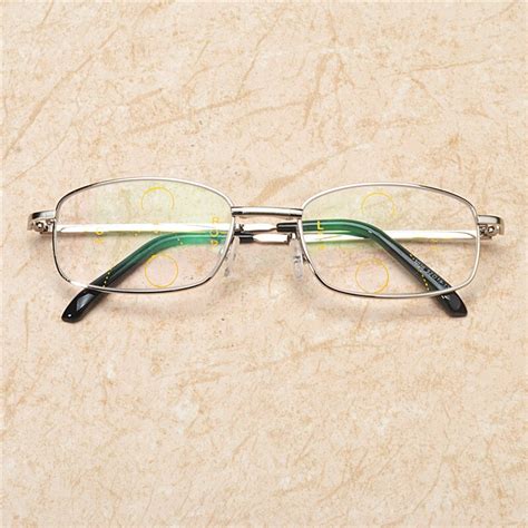 Mincl Ultra Light Multifocal Lenses Reading Glasses Men Fashion Half