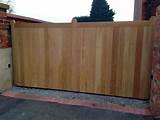 Electric Timber Sliding Gates Pictures