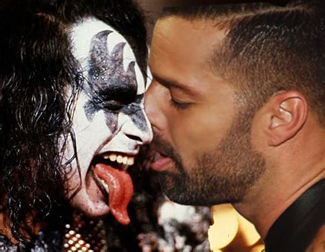 Kiss From Ricky Martin Sensually Kissing Things E News