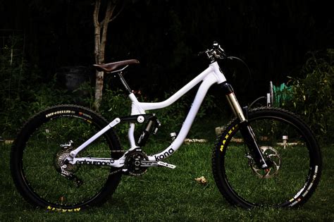 sexiest dh bike thread don t post your bike rules on first page
