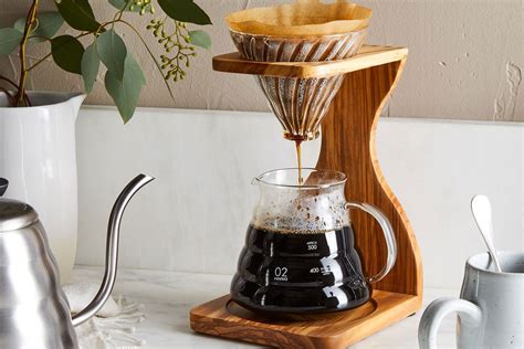 pour  coffee maker