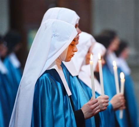 441 best nuns at work and pray images on pinterest catholic nun and big sisters