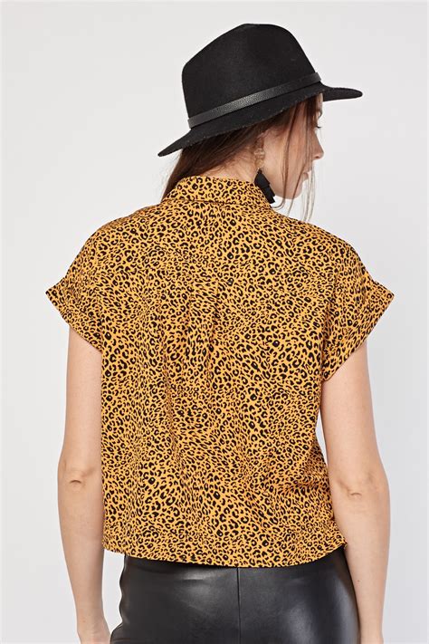 animal print short sleeve blouse