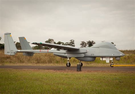 brasil policia federal cede seus dois drones de vigilancia heron  fab