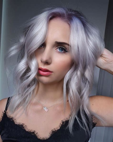 50 Platinum Blonde Hairstyle Ideas For A Glamorous 2020