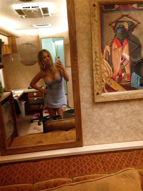 Nude Selfies Kaley Cuoco Penny Big Bang Theory Porn Pictures Xxx