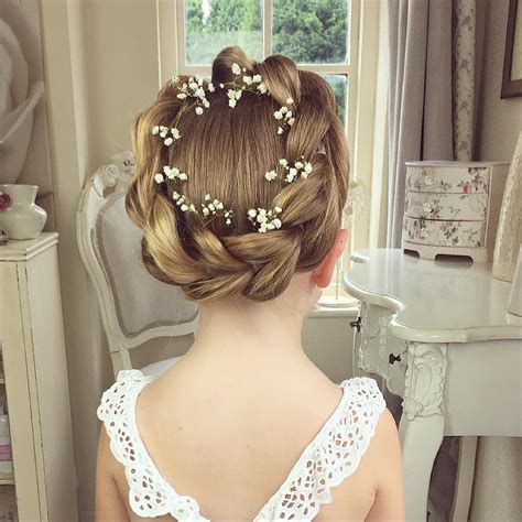 21 most cutest flower girl hairstyles haircuts and hairstyles 2021