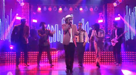 watch mark ronson perform with bruno mars and mystikal on snl stereogum