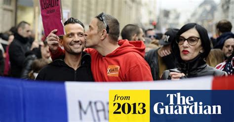 french same sex marriage law signed by françois hollande