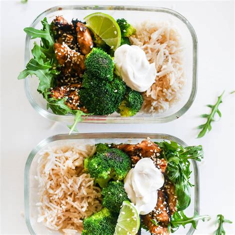quick easy healthy filling lunch ideas  work leah itsines