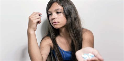 drogenmissbrauch wenn kinder und jugendliche zu rauschmitteln greifen